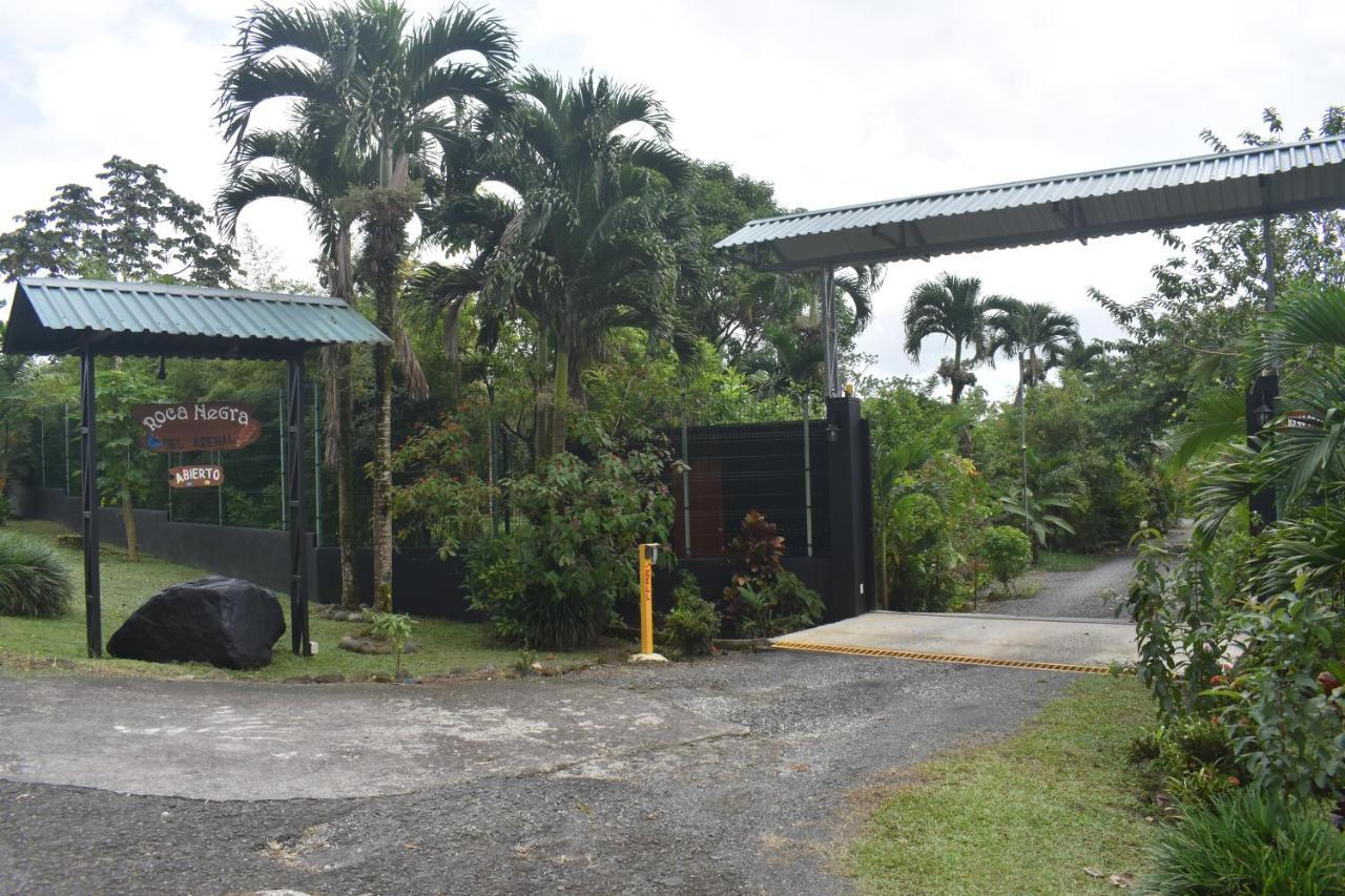 Hotel Roca Negra Del Arenal La Fortuna Buitenkant foto