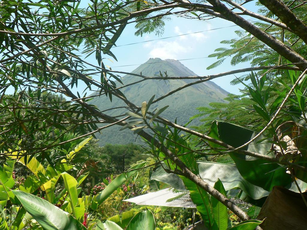 Hotel Roca Negra Del Arenal La Fortuna Buitenkant foto