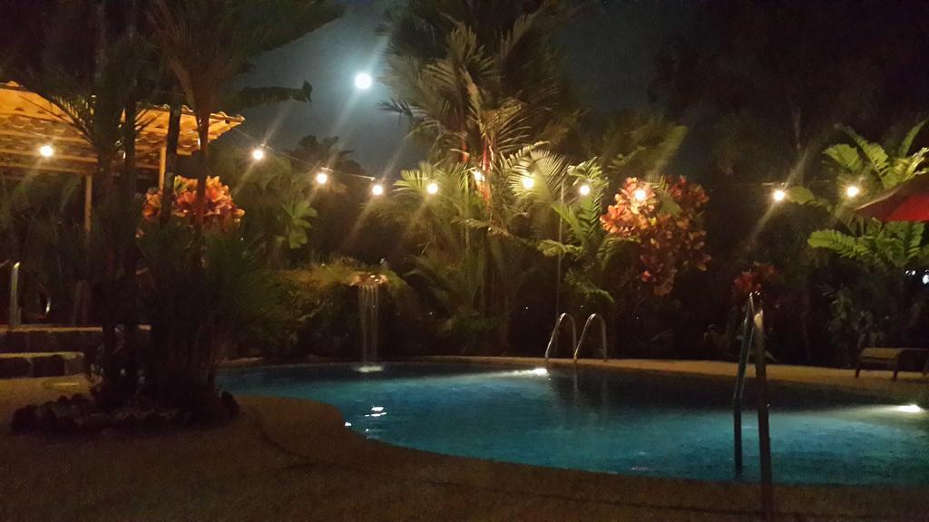 Hotel Roca Negra Del Arenal La Fortuna Buitenkant foto