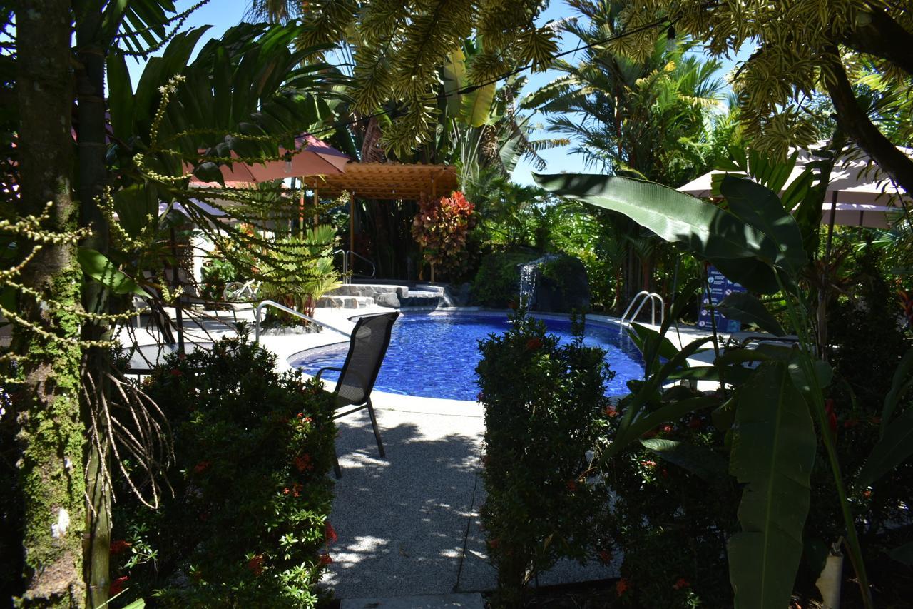 Hotel Roca Negra Del Arenal La Fortuna Buitenkant foto